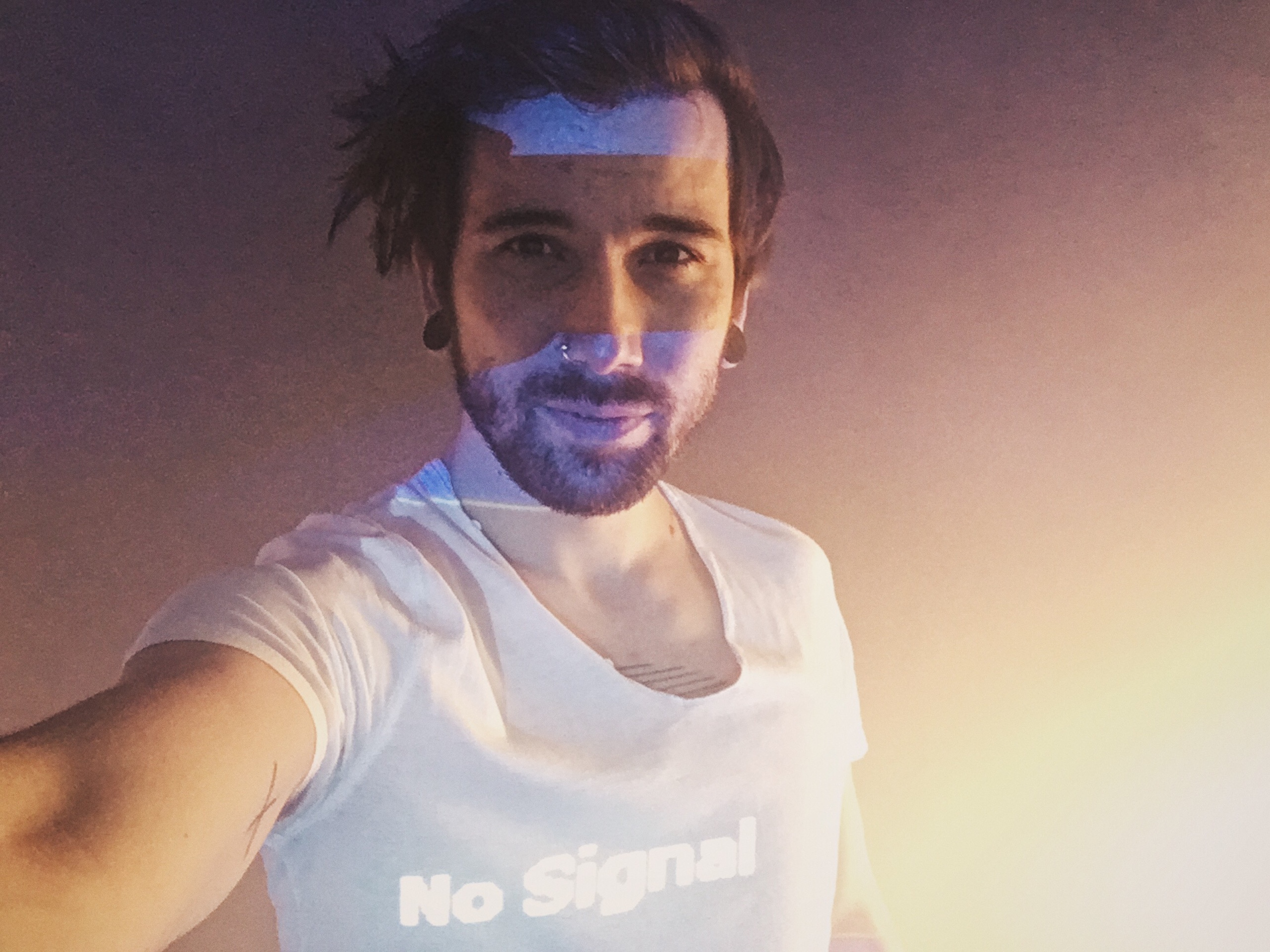No signal during the photoshoot.